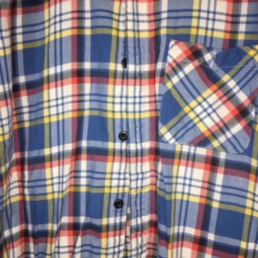 American Eagle Classic Fit Plaid Button Down - Picture 3 of 6